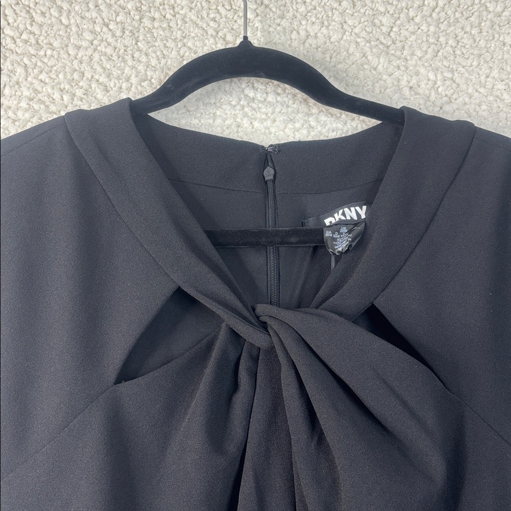 NWT DKNY Womens Black Scuba Crepe Twist Keyhole Neck Midi Dress PLUS SIZE 20W - Picture 5 of 14